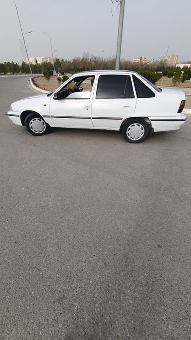 Нексия 1 сотилади