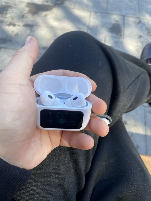 AirPods продаю девять Pro