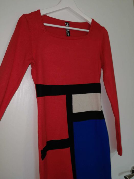 Дамска червена рокля, размер S