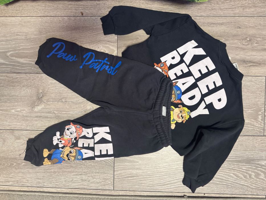 Zara детско костюмче 104см