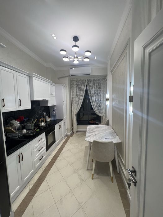 Лух квартира очен элитном новастройке на улице шотаруставелли