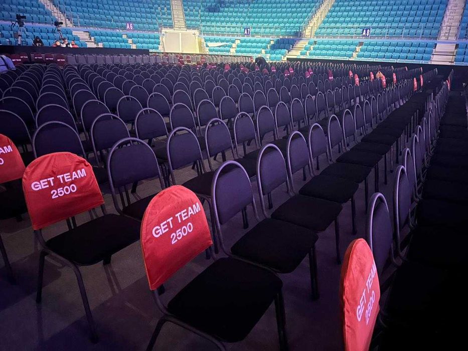 Аренда прокат столы стулья