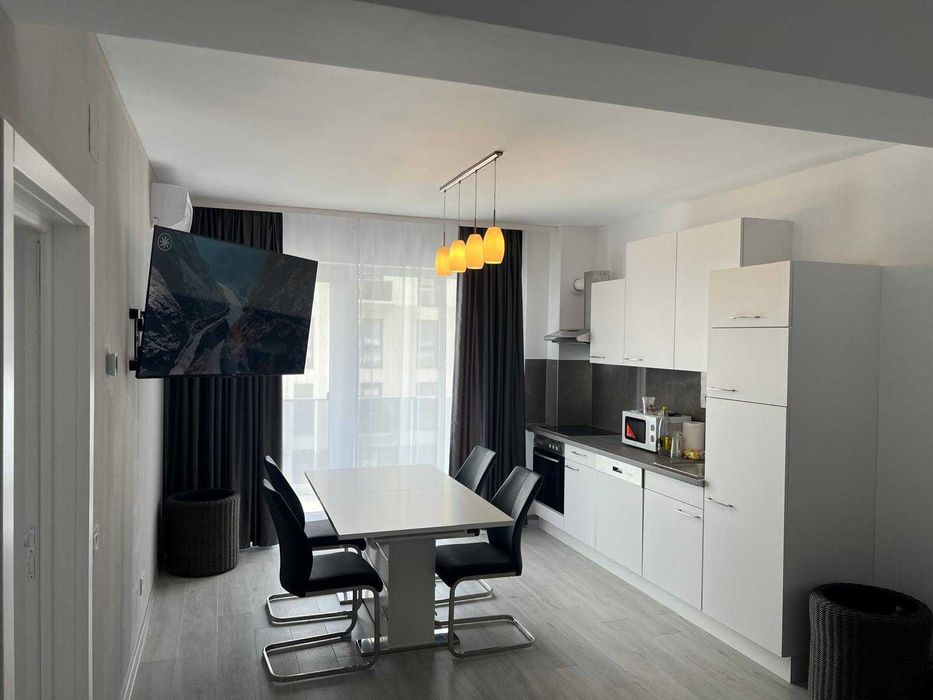 Inchiriez apartament nou cu 2 camere, complet mobilat, in Oradea