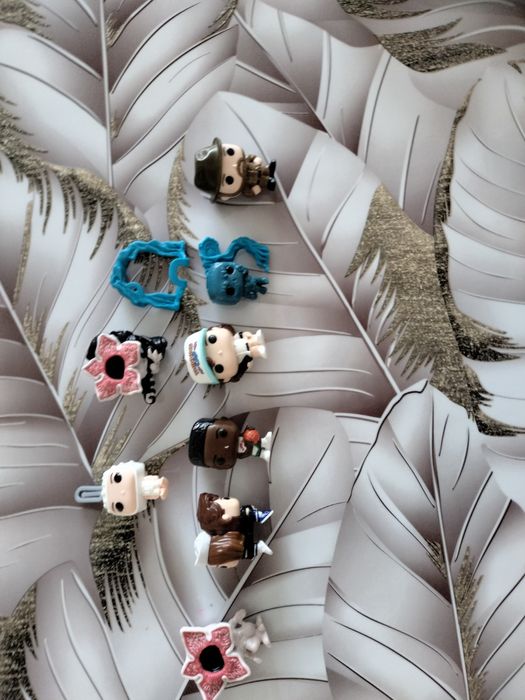 Продаю фигурки осд 800 тг