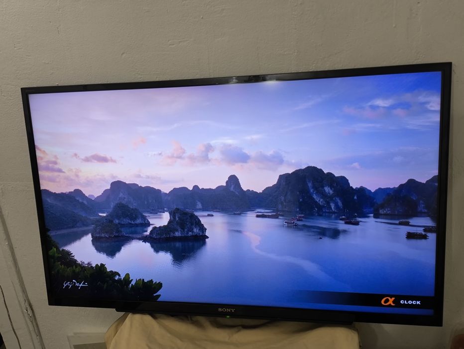 Продам 2 телевизора Samsung sony