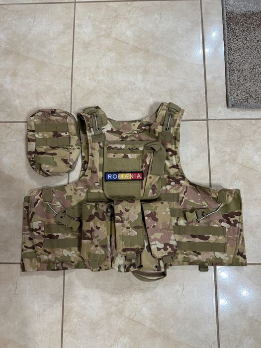 Vesta tactica cu admin pouch