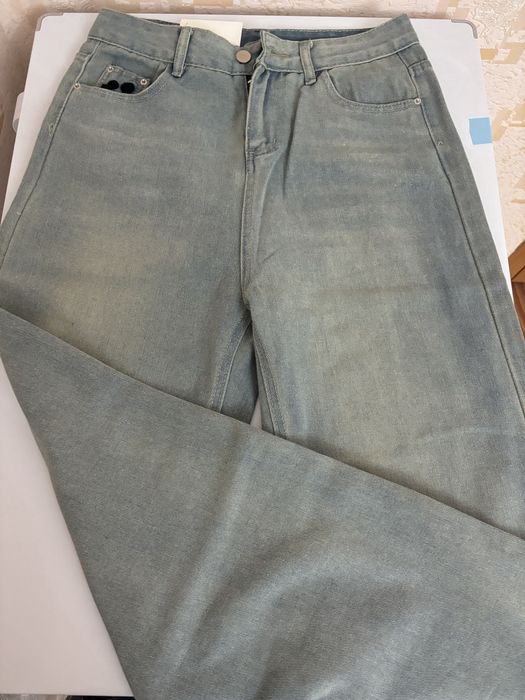 Джинсы женские