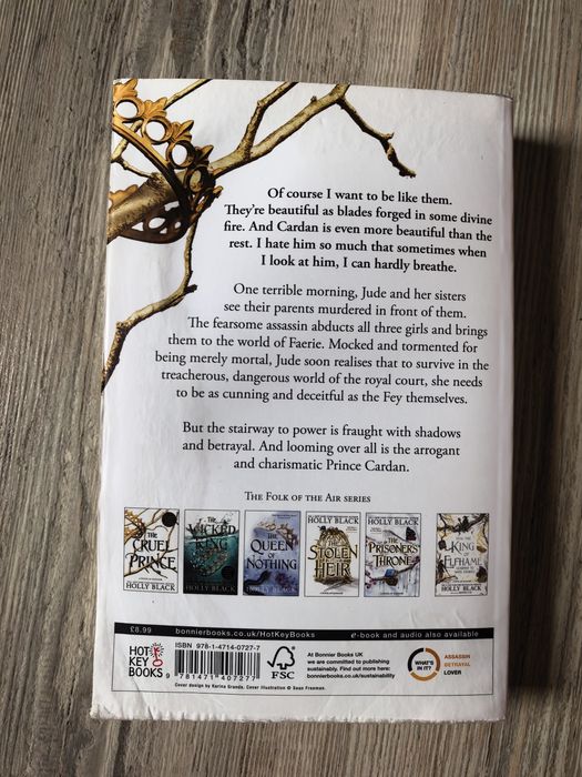 Vand The Cruel Prince de Holly Black, in limba engleza