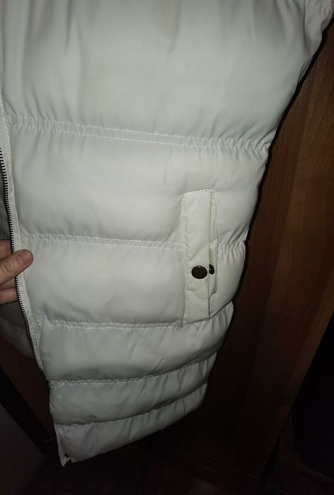 Бял, дебел, зимен дълъг елек от шушлеков плат