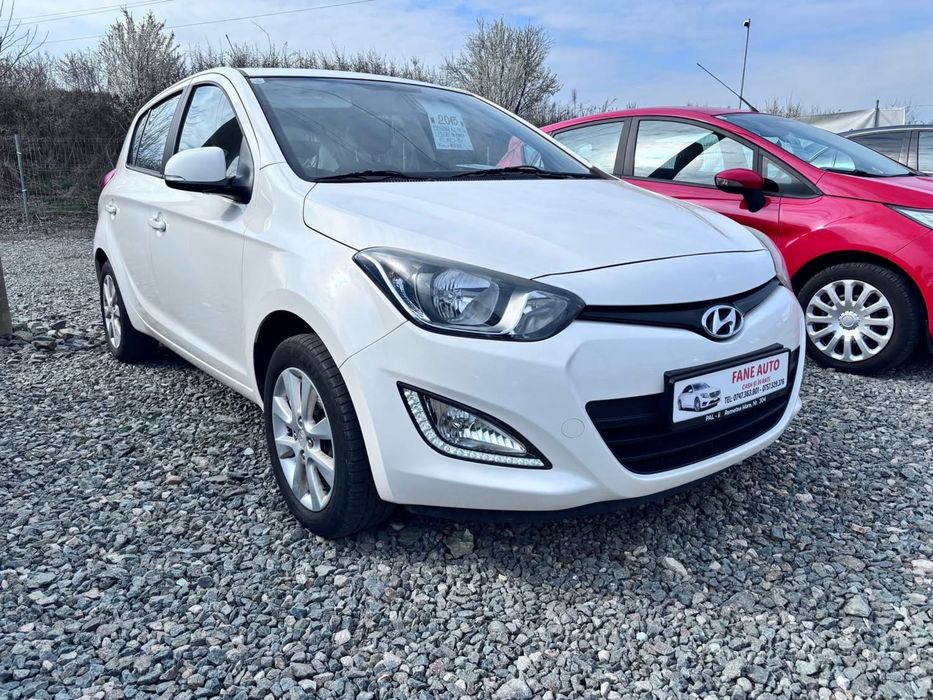 HYUNDAI i20 2013 — imagine 8