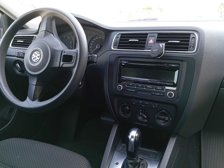 Продавам VW Jetta 2.0, 2014