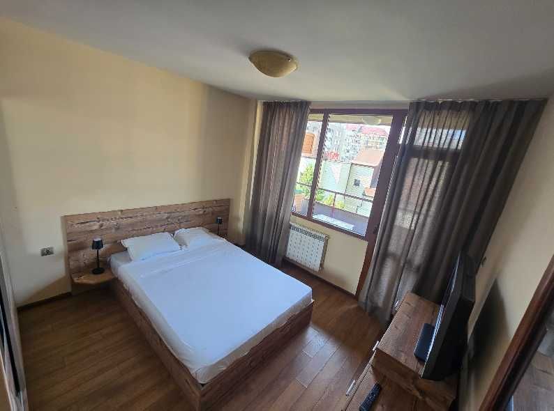 Двустаен имот в кв.Люлин център