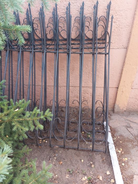 Продаю металлические решетки