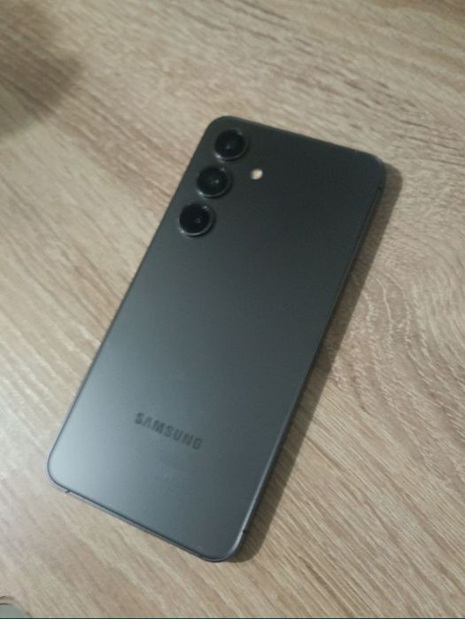 Samsung S24 серый 128/8гб