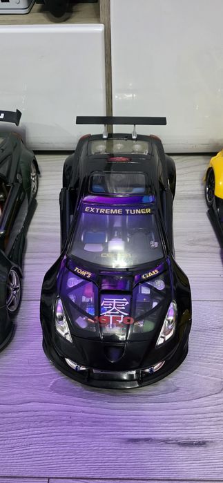 Macheta 1:12 Extreme Tuner Toyota Celica  Kentoys
Pret la poze .

Daca