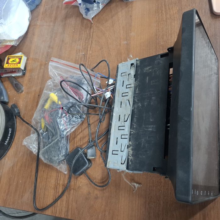 Продам магнитолу андроид 9