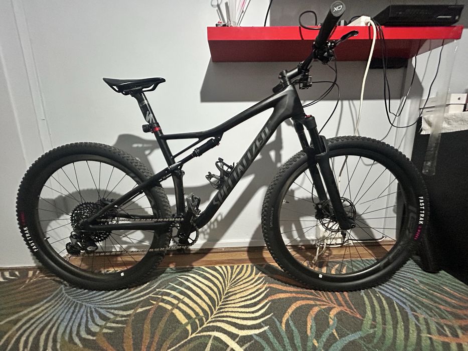 Specialized epic evo full carbon marimea L