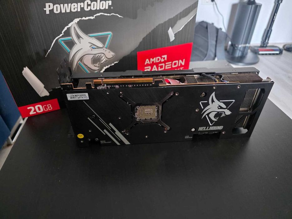 Placa Video Radeon RX 7900 XT Hellound