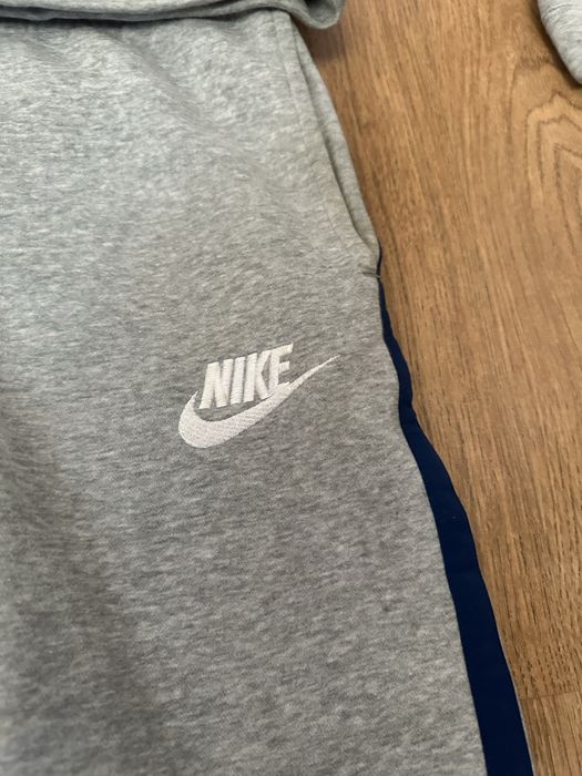 Продавам екип Nike