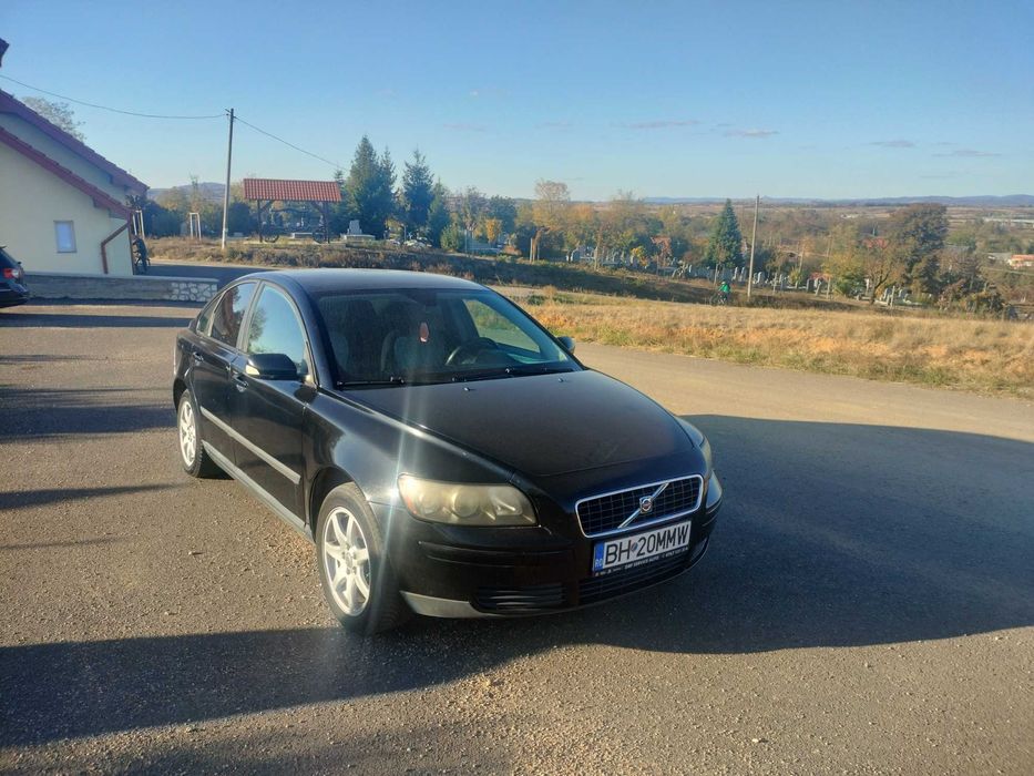 Vând autoturism Volvo S40  motor 1.6