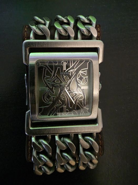 Ceas Guess Inked Tatoo/ Heavy Metal Cuff