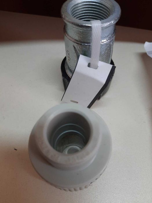 Чисто нови водопроводни части QI 3/4" и преход Ф20-3/4"