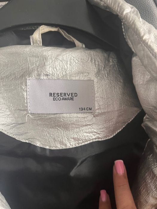 Vesta argintie reserved mas 134 cm