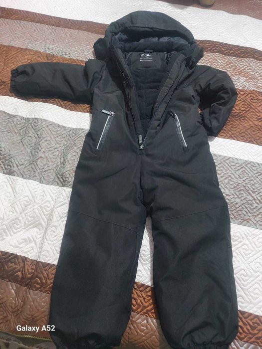 Комбинезон 116 см, новый , зима.