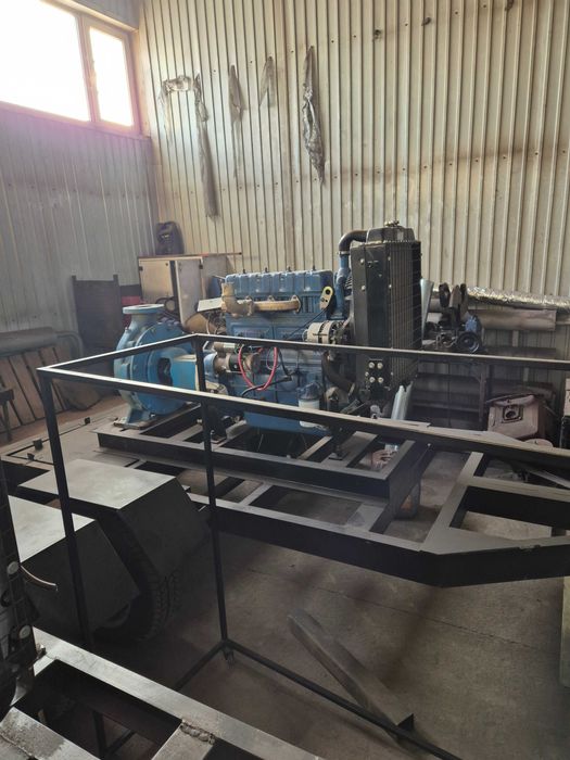 Мотопомпа.  Новая