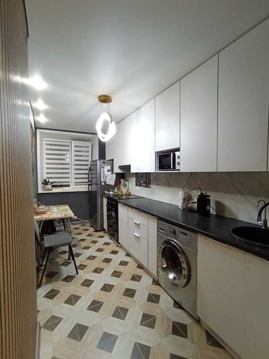 4х ком. 50 лет Октября 40