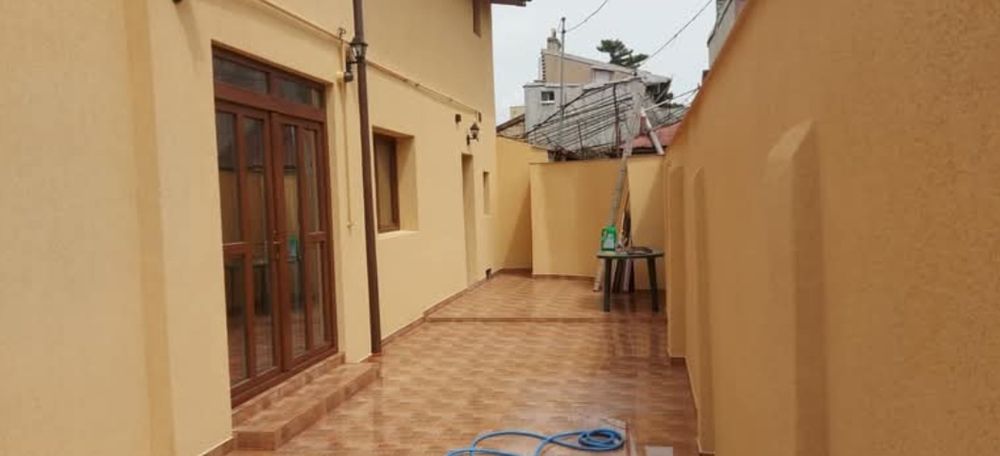 De închiriat casa