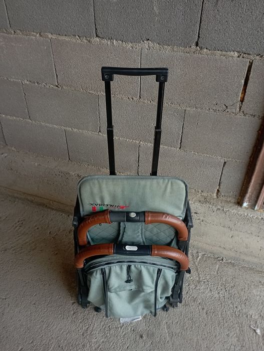 Коляска почти новый