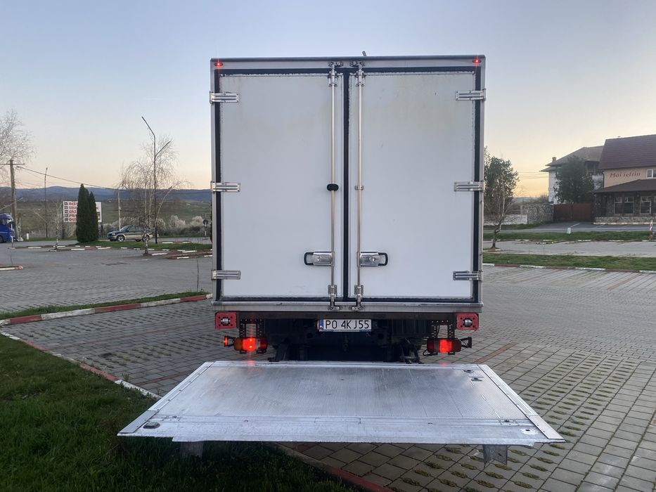 Man tgl frigorific cu lift iveco daily mercedes sprinter