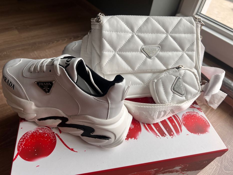 Комплект маратонки и чанта