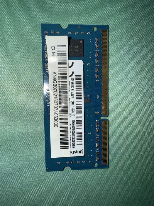 Оперативная память 2 штучки