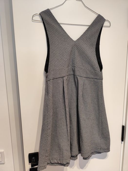 Чисто нов елегантен детски сукман ЗАРА 13-14