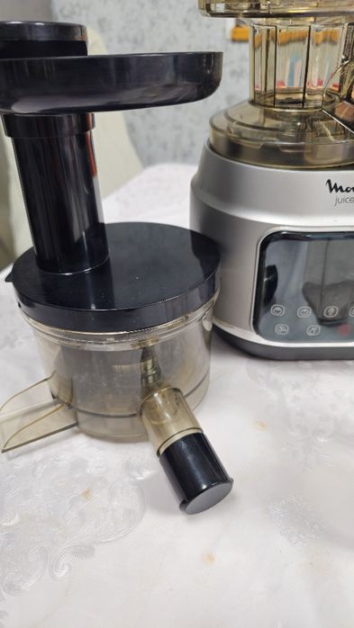 Шнековая соковыжималка Moulinex