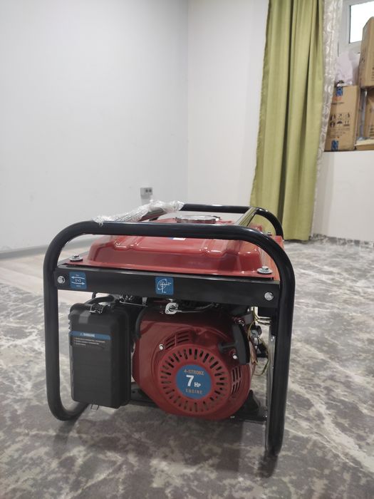 Мини электростанция  , генератор  . Honda