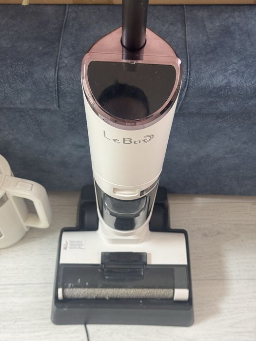 Продается моющии пылесос Lebot
