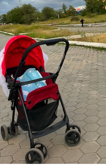 Коляска прогулочная