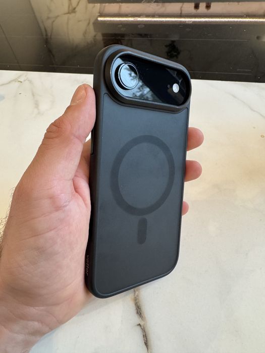 Iphone 17 AIR 256GB negru ca nou + husa