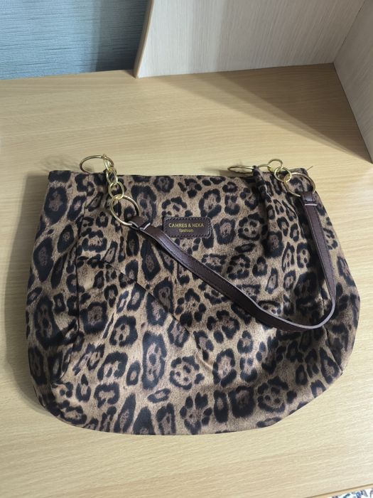 Продам женскую сумку