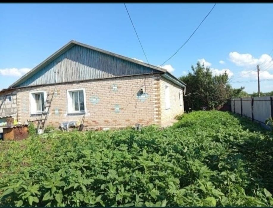 Продам дом с.Новакаменка,