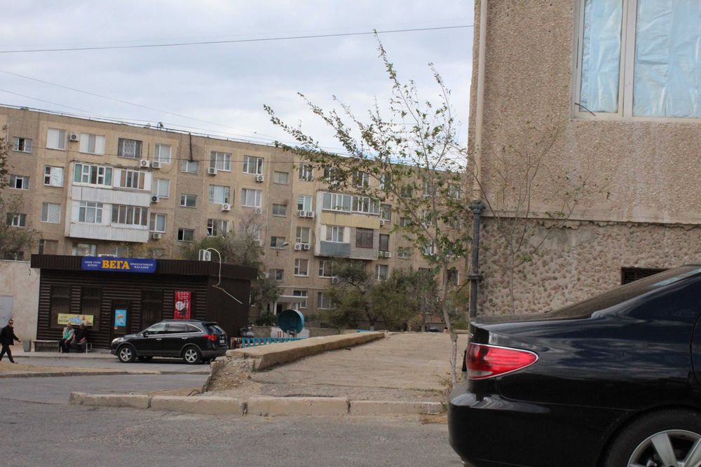 посуточно 3 ком кв 14 микр 3 дом 1 этаж ,набережная 5 мин. до моря