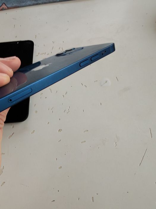 Айфон 12 за части