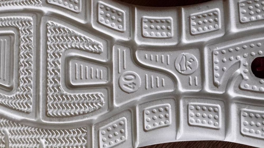 Кроссовки Rieker р 40