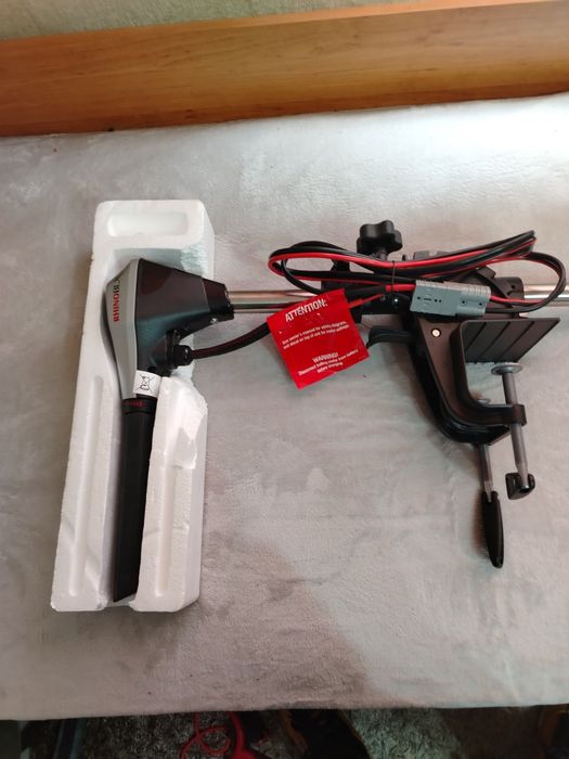 Надуваема лодка за риболов