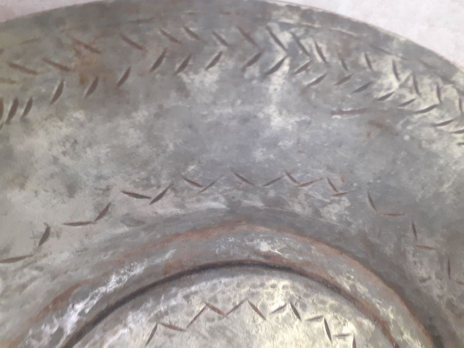 Три различни гарафи за алкохол и меден лот 6 части