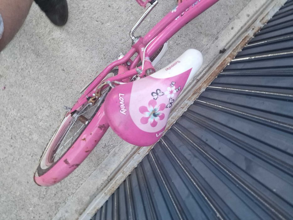 Bicicleta de fetita, ROZ, stare buna de functionare, 5-8
