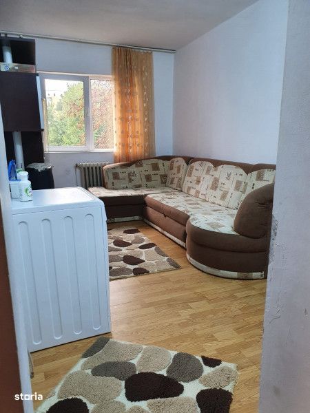 Apartament 4 camere, decomandat, etaj intermediar, BIG, Manastur